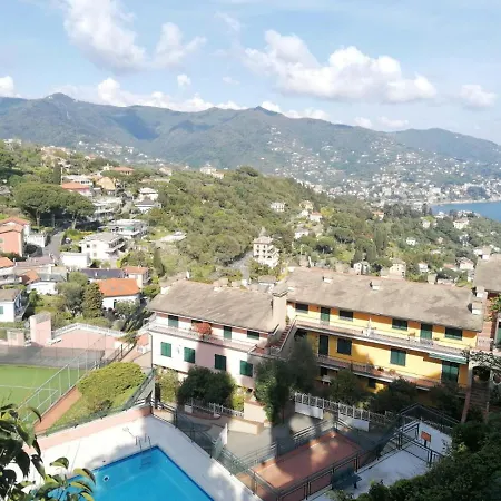 Portofino Est شقة *