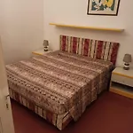 Portofino Est Διαμέρισμα *